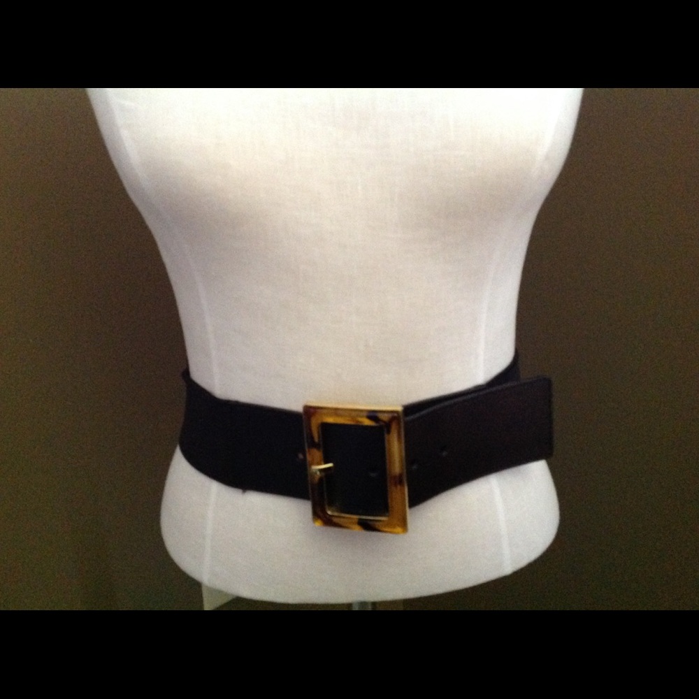 Black stretch belt